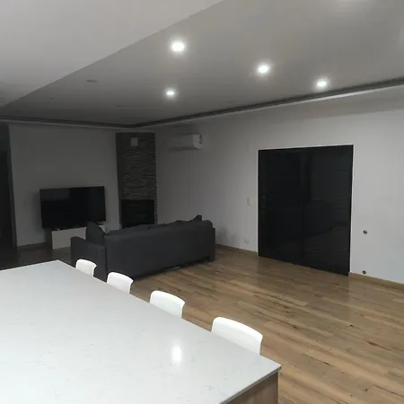 Residencia Sb * Odivelas (Lisbon)